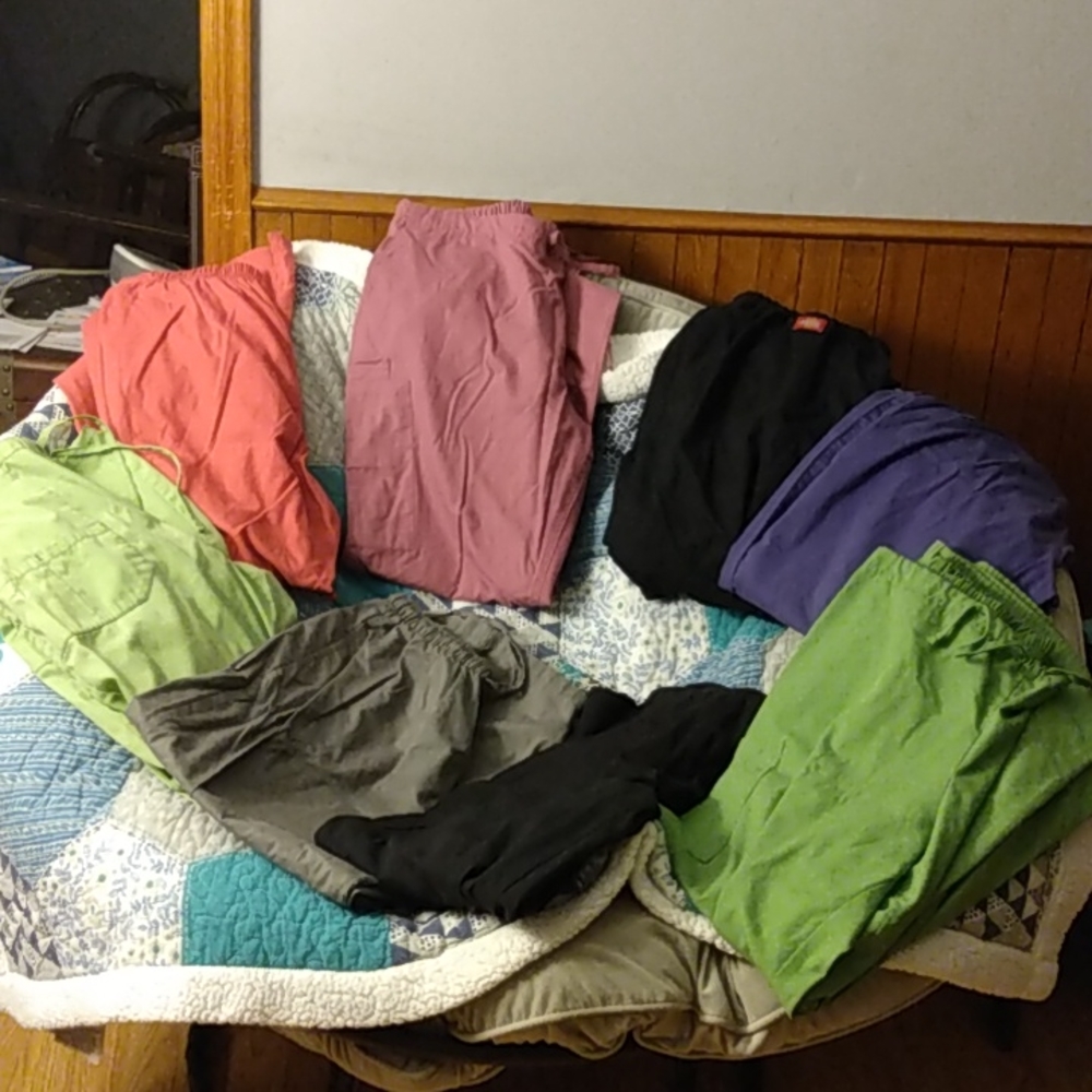 Women's scrub pants